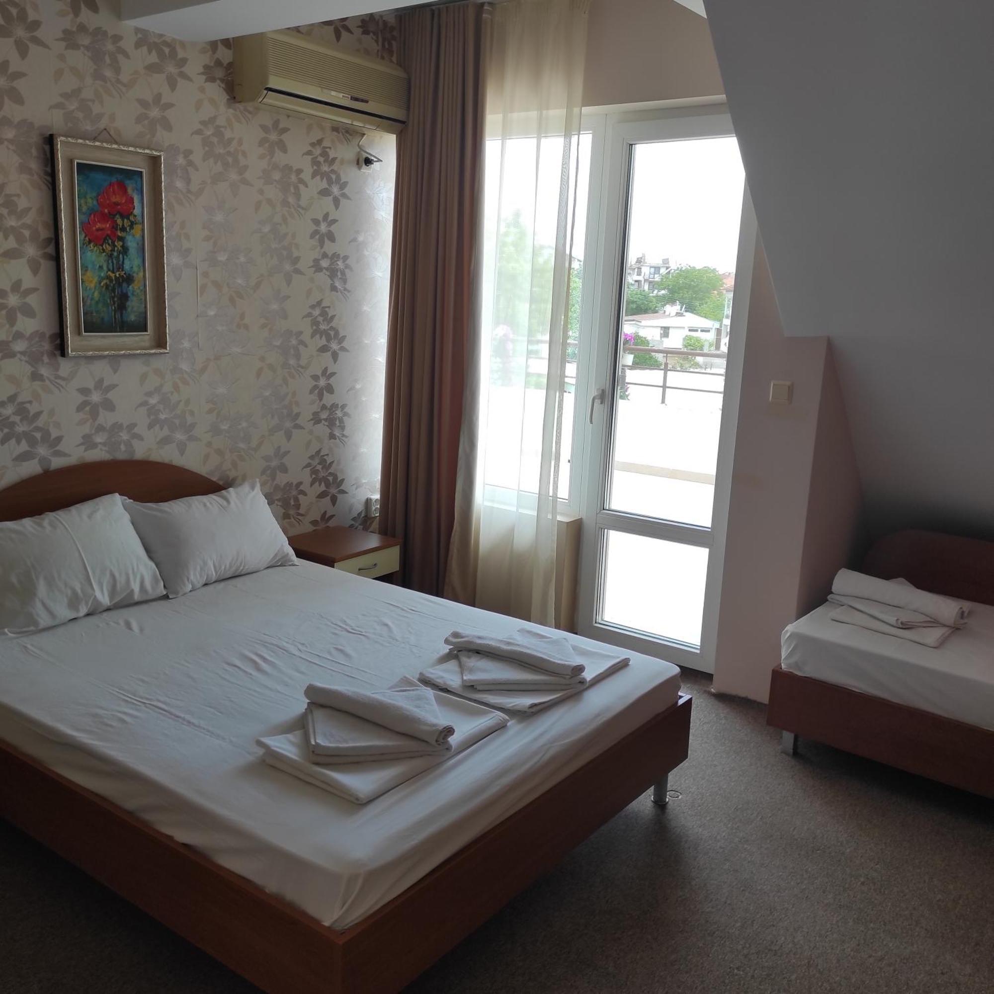 Hotel Хотел Андре Černomorec Exteriér fotografie